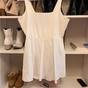 White Sleeveless Dress